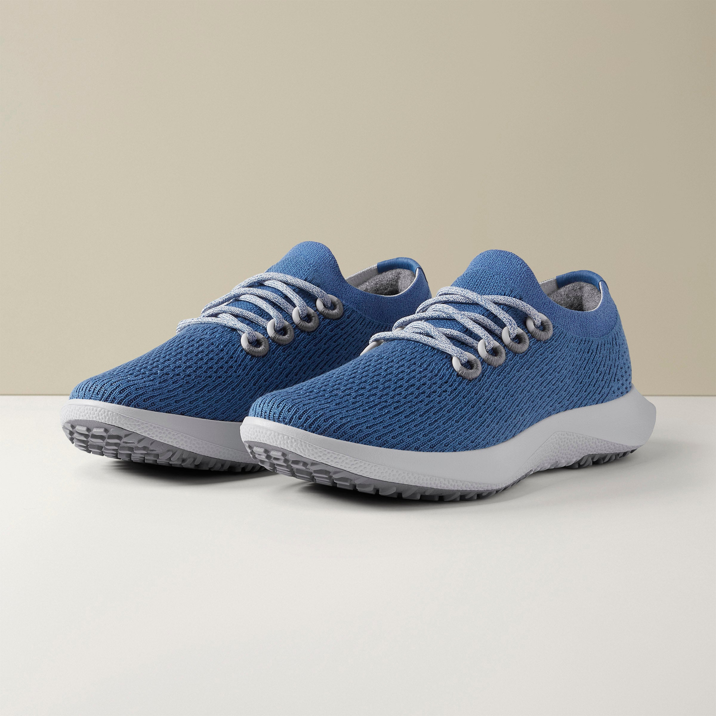 Allbirds light blue deals